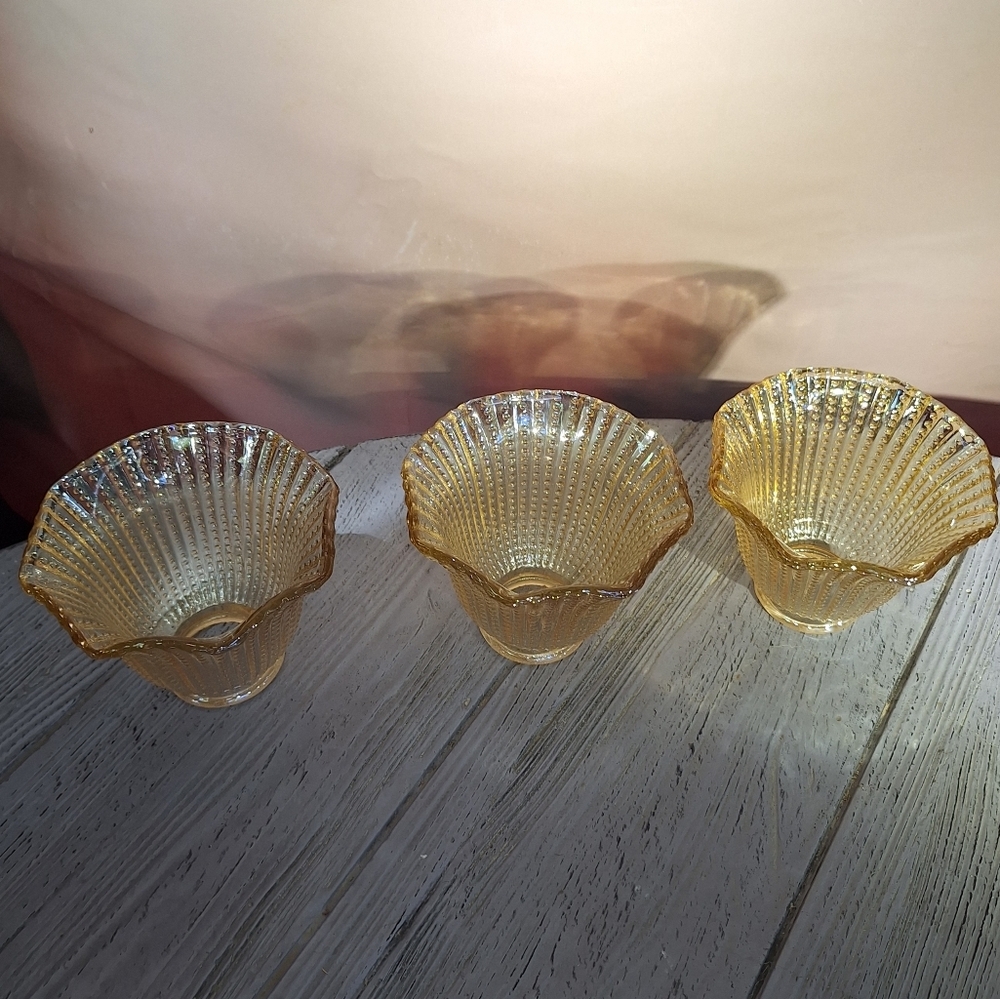 Vintage Amber/Golden Fluted Lampshade Votive Carnival/Iridescent Glass Hobnail 3 - Picture 3 of 5